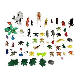 Lot Of Mixed Plastic Animals Zoo Farm Ocean Jungle Pretend Play 2.5 lbs Assorted